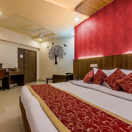 بانفيل Hotel Panchratna المظهر الخارجي الصورة