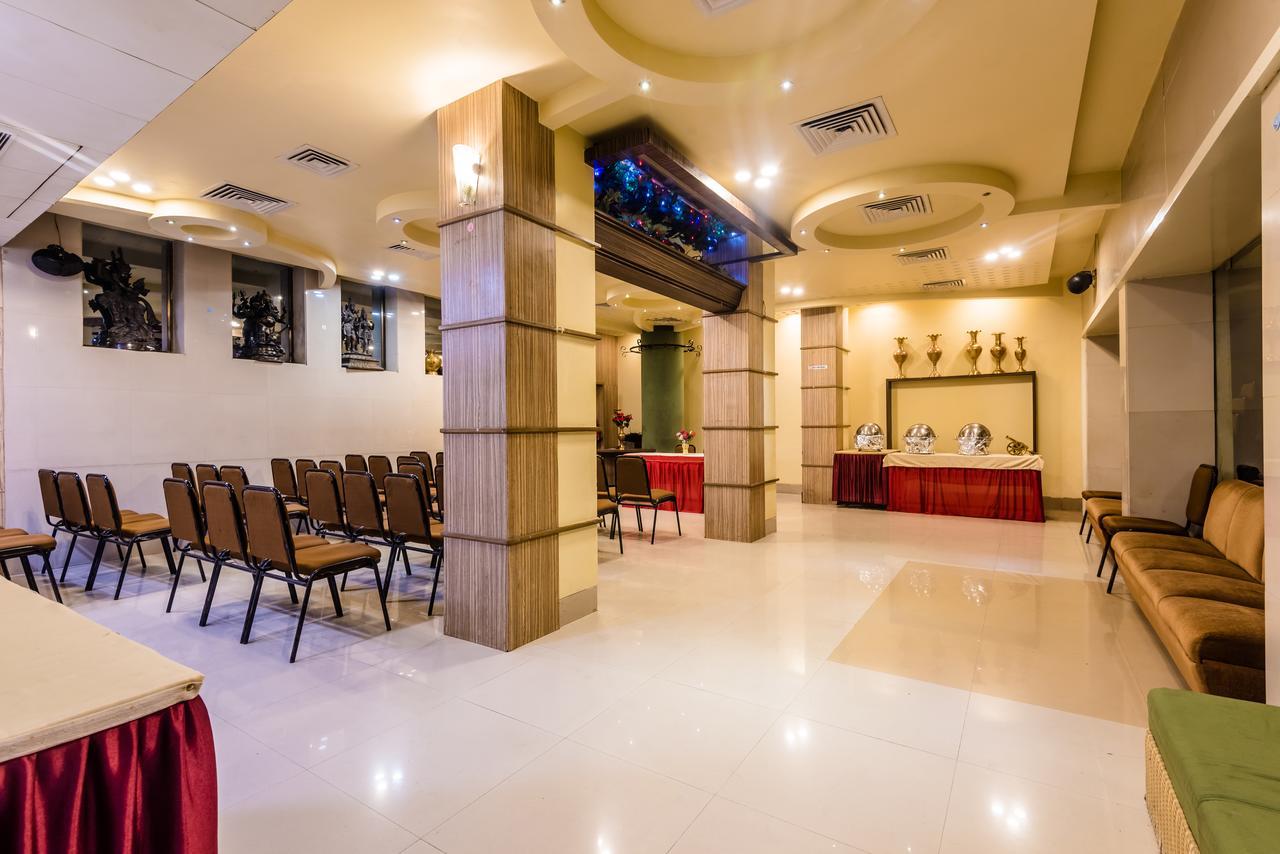بانفيل Hotel Panchratna المظهر الخارجي الصورة