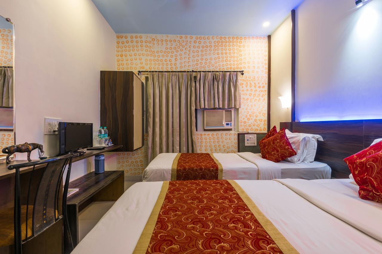 بانفيل Hotel Panchratna المظهر الخارجي الصورة