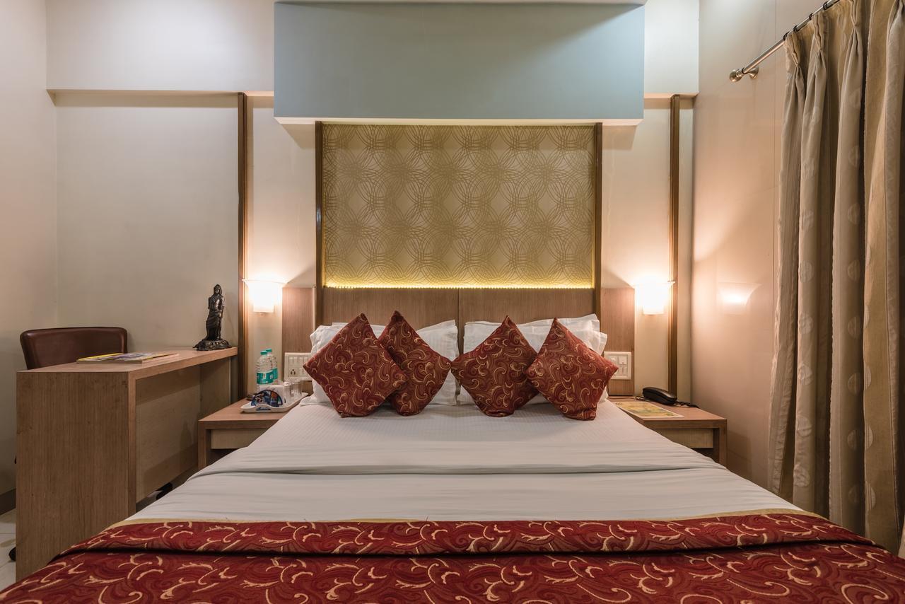 بانفيل Hotel Panchratna المظهر الخارجي الصورة