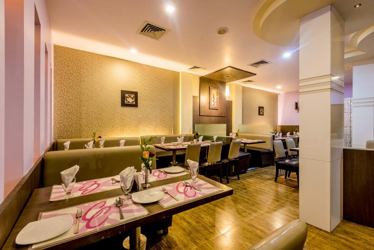 بانفيل Hotel Panchratna المظهر الخارجي الصورة
