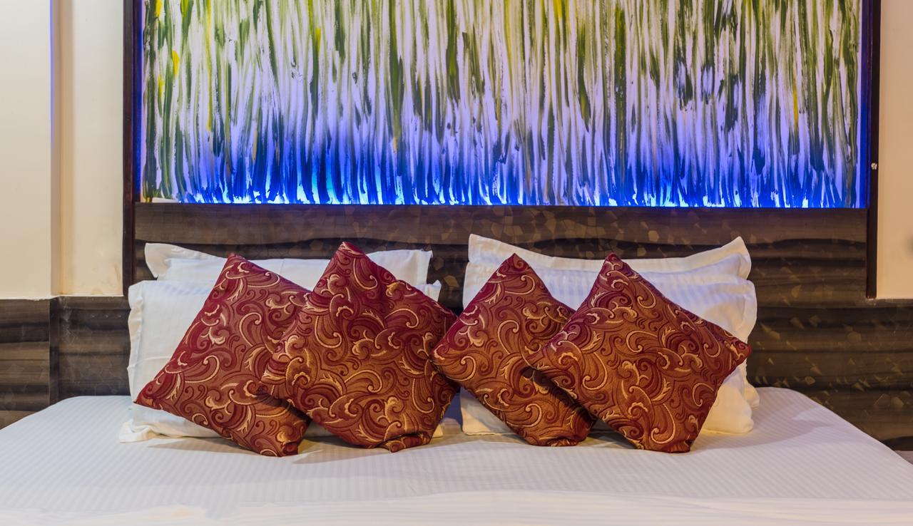 بانفيل Hotel Panchratna المظهر الخارجي الصورة