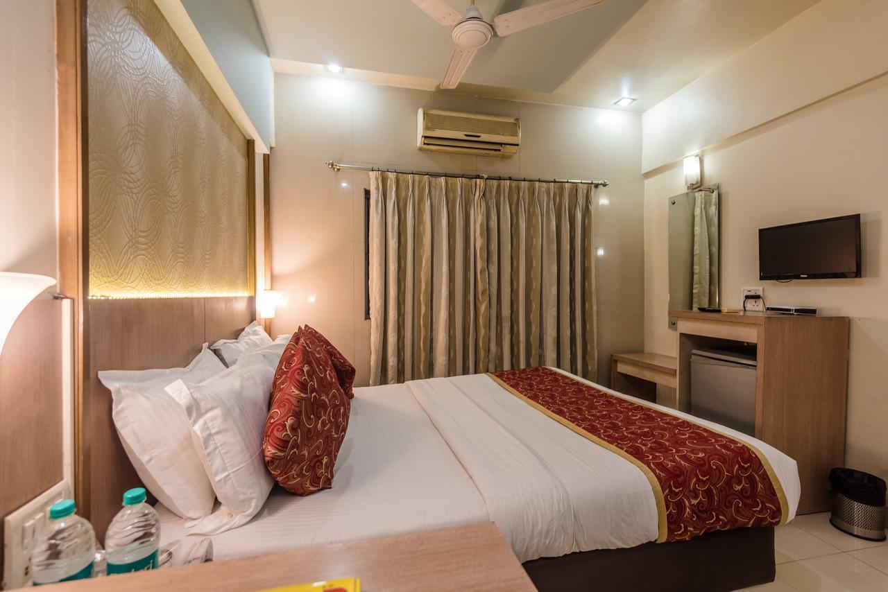 بانفيل Hotel Panchratna المظهر الخارجي الصورة