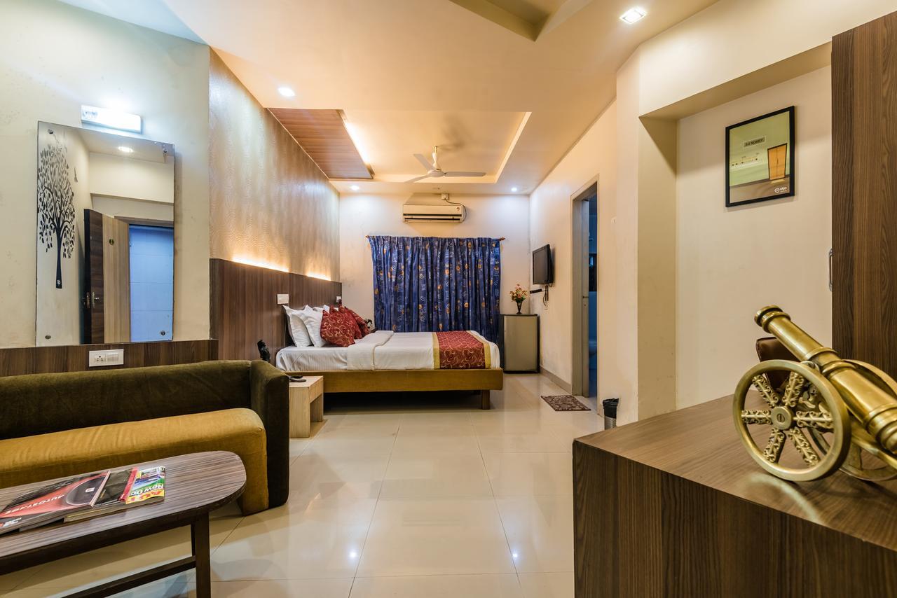 بانفيل Hotel Panchratna المظهر الخارجي الصورة