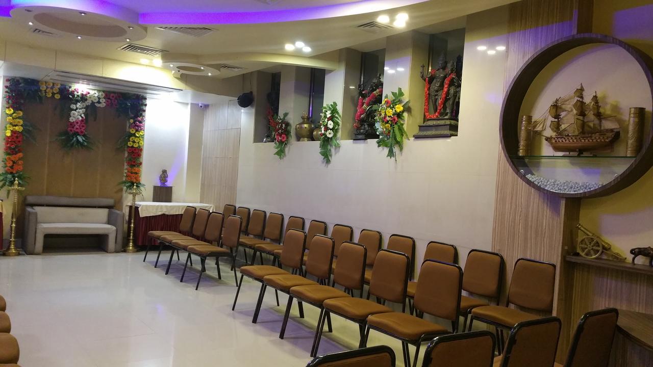 بانفيل Hotel Panchratna المظهر الخارجي الصورة