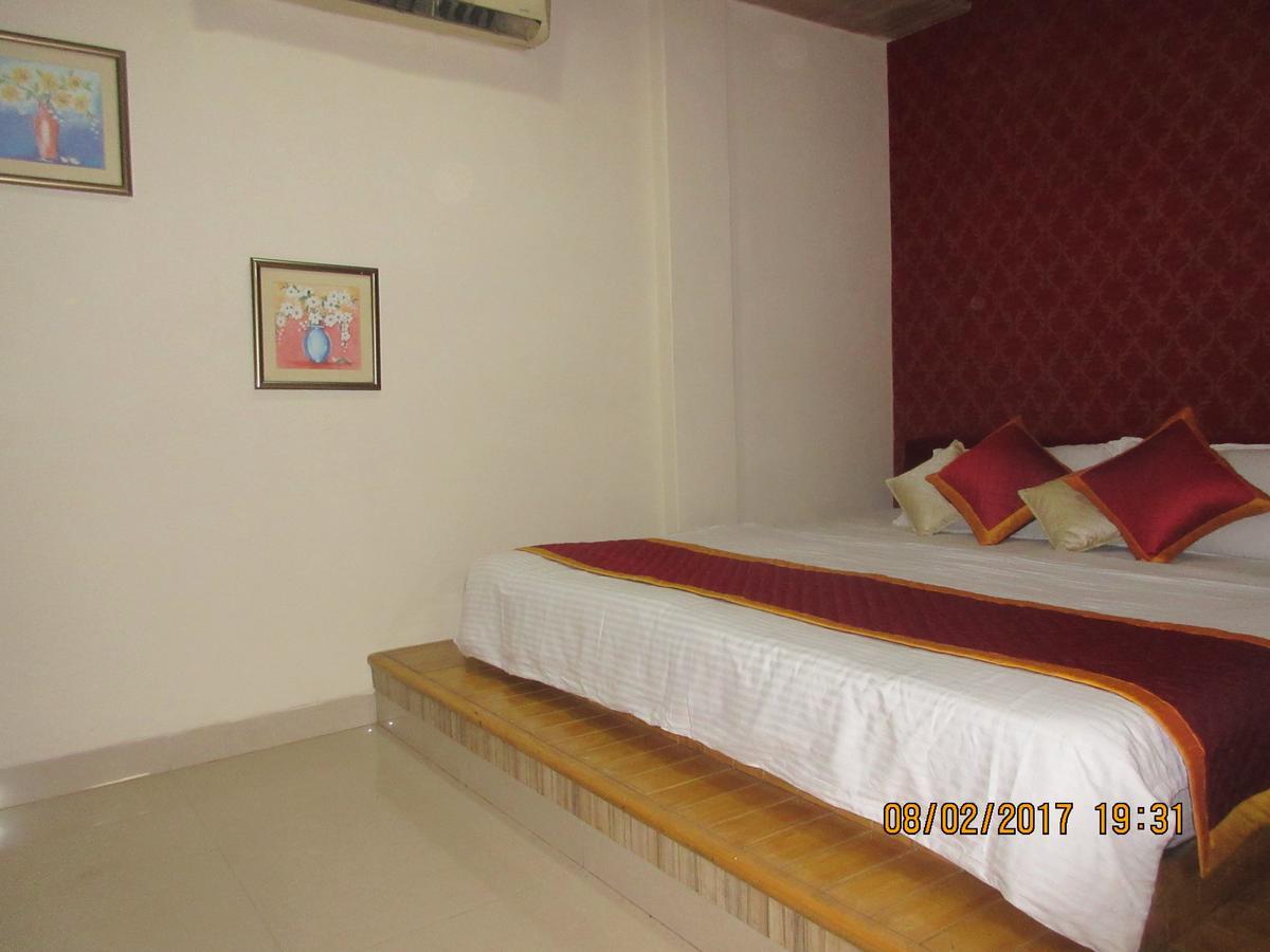 بانفيل Hotel Panchratna المظهر الخارجي الصورة
