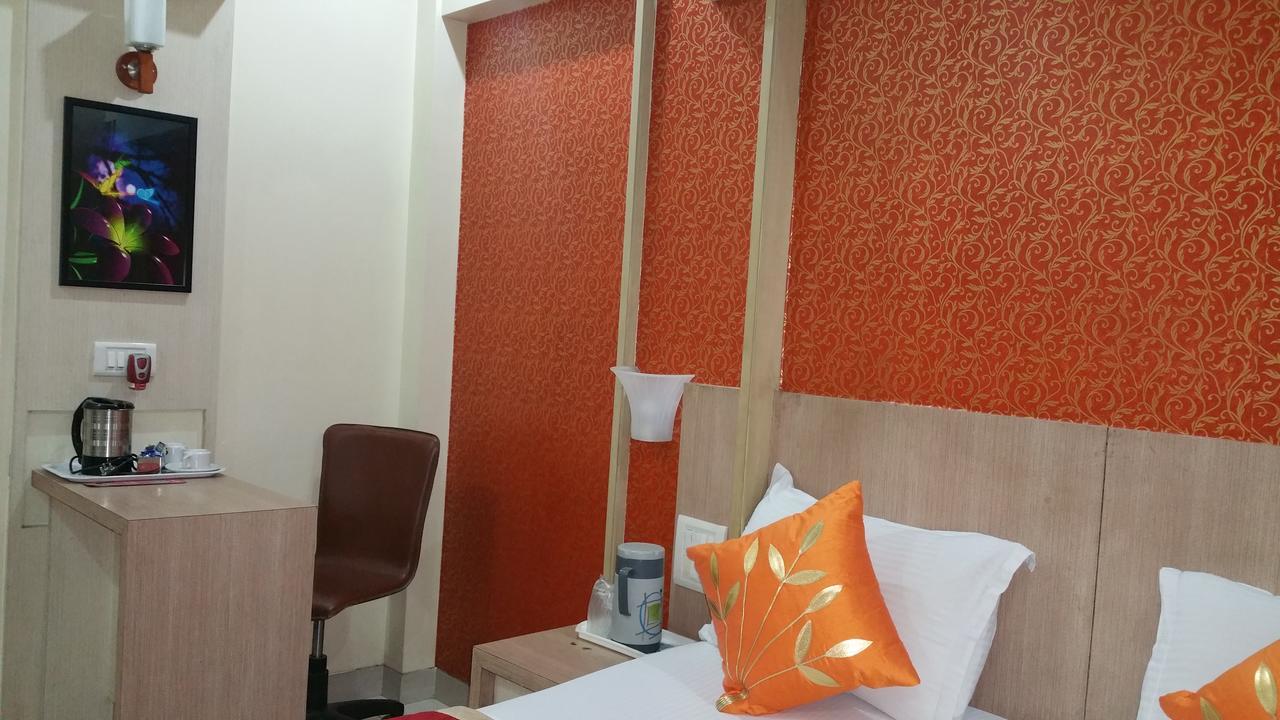 بانفيل Hotel Panchratna المظهر الخارجي الصورة